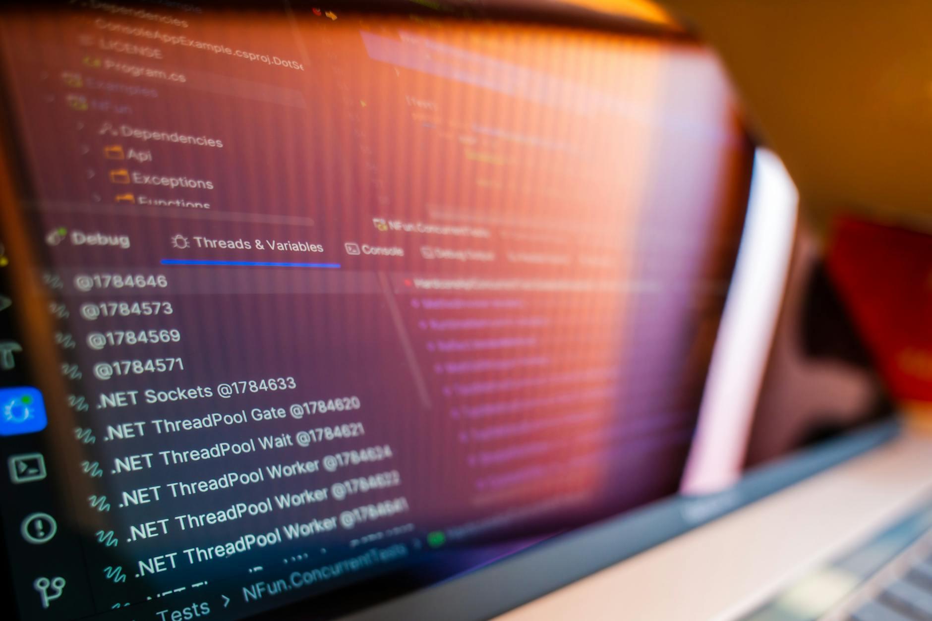 Tailwind CSS